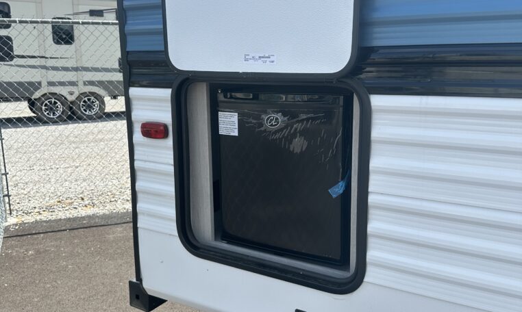 Zinger 280 RK Outside Mini Fridge