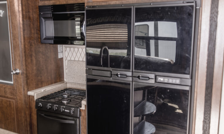 2014 GRAND DESIGN MOMENTUM 385TH interior kitchen