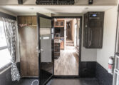 2014 GRAND DESIGN MOMENTUM 385TH interior garage