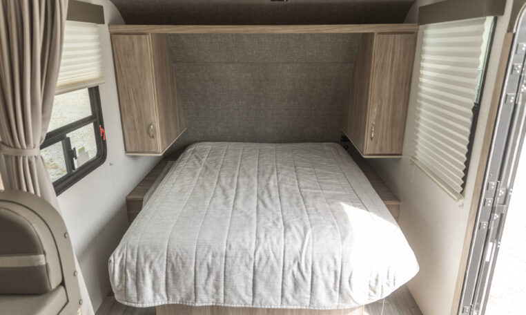 2022 Winnebago Micro Minnie 2108FBS interior bed