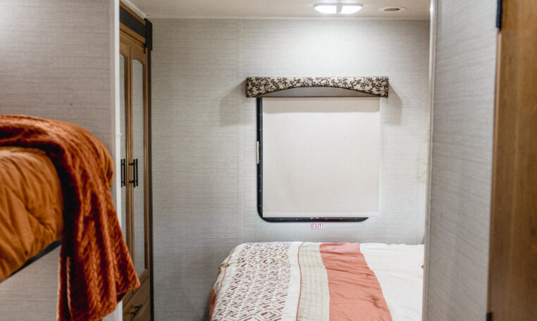 Jayco Redhawk 31xl interior hallway