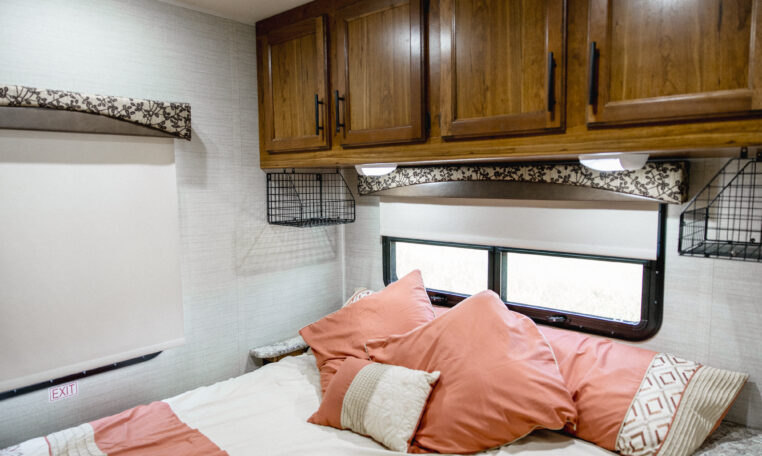 Jayco Redhawk 31xl interior bedroom