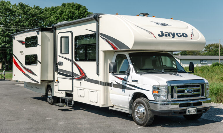Jayco Redhawk 31xl exterior front passenger side