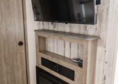 Palomino Puma 25RKQB Travel Trailer interior rear living