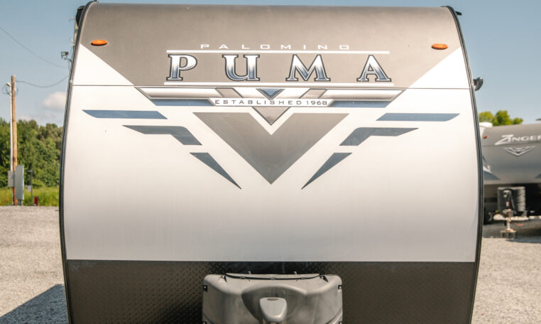 Palomino Puma 25RKQB Travel Trailer exterior front