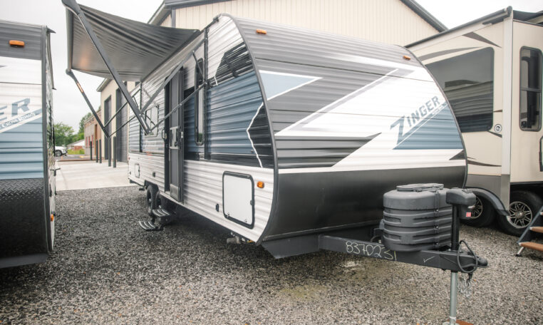 2025 CROSSROADS ZINGER 252BH exterior front passenger