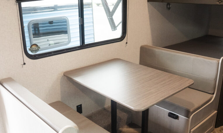 2025 CROSSROADS ZINGER 252BH interior dining banquette