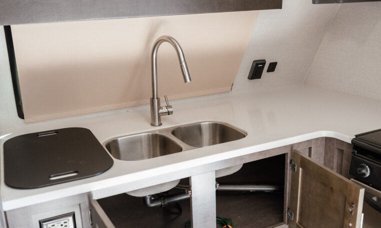 2018 CrossRoads Sunset Trail SS210FK interior kitchen