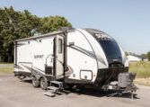 2018 CrossRoads Sunset Trail SS210FK exterior passenger front